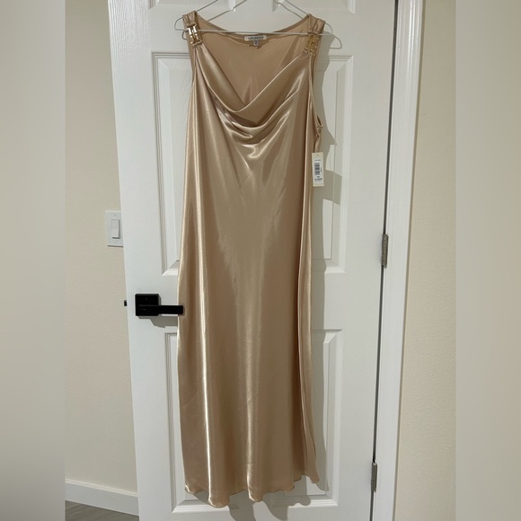 NWT Women's Tash + Sophie Cowl Satin Dress Hardware Straps XL champagne - Picture 7 of 12
